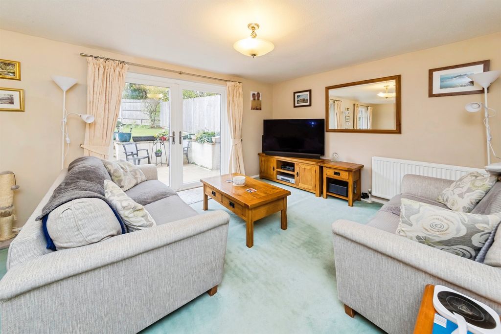 Property photo 3 of 14