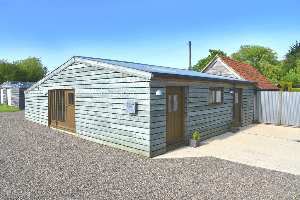 Property photo 1 of 9 Picture No. 05