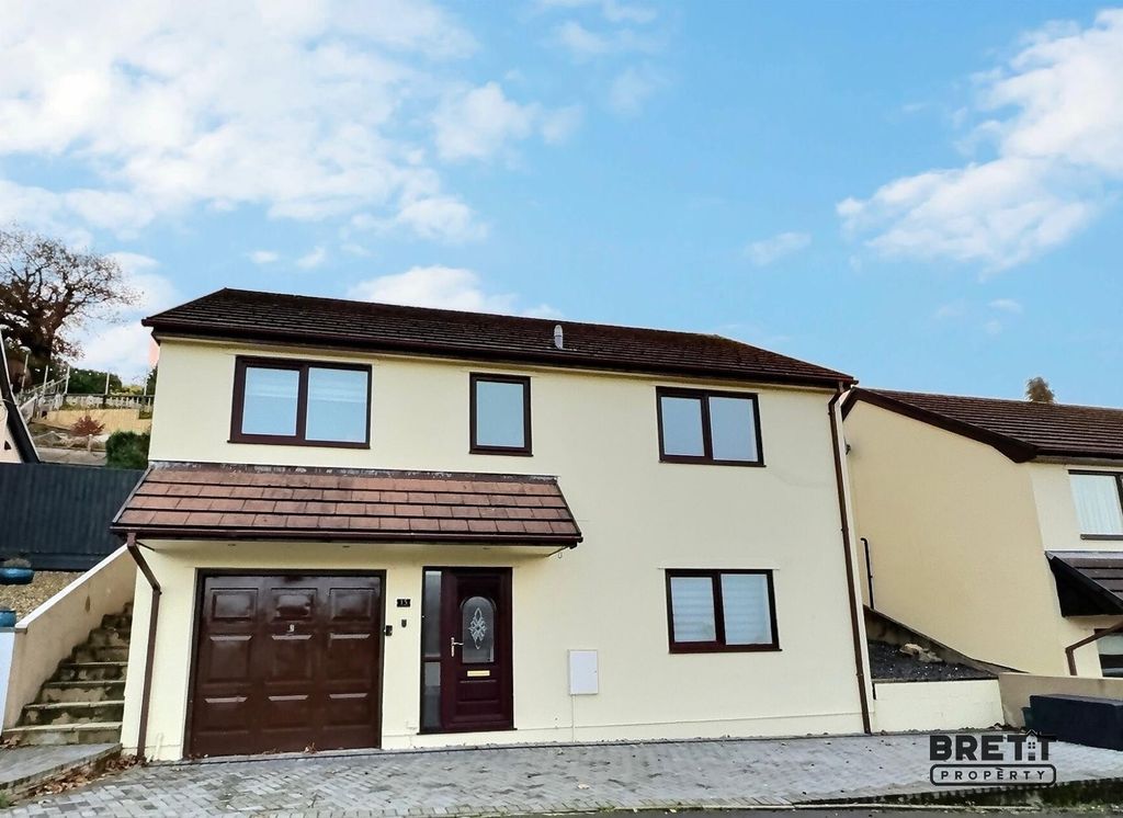 Property photo 1 of 8 Main Image