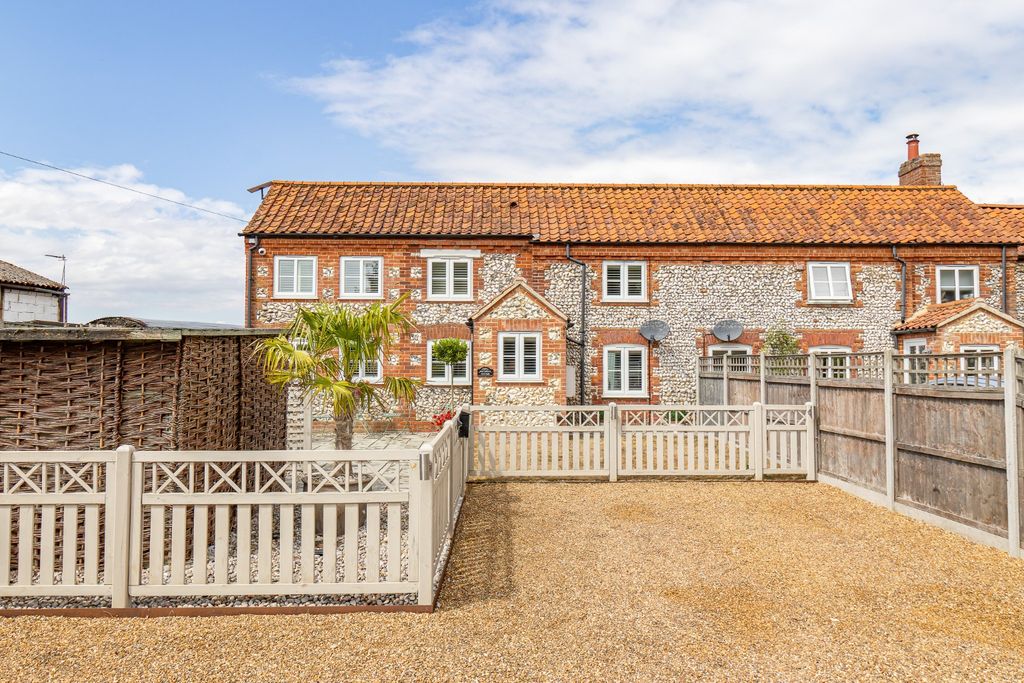 Property photo 1 of 34 5098882