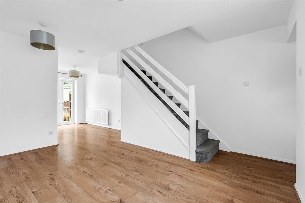Property photo 3 of 14 Internal-2.Jpg