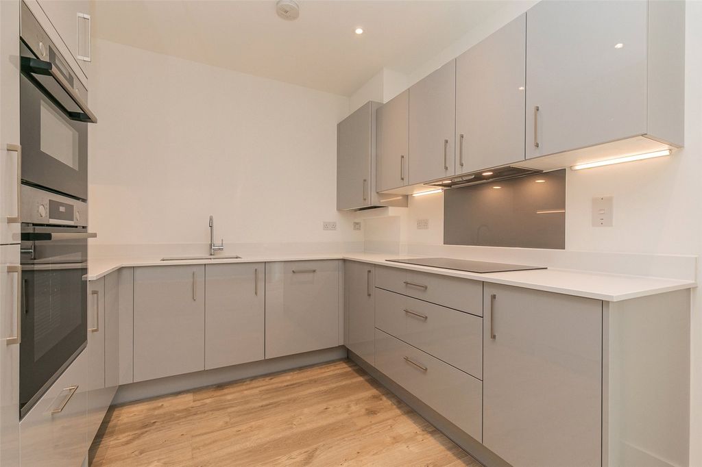 Property photo 3 of 16 Picture No. 07