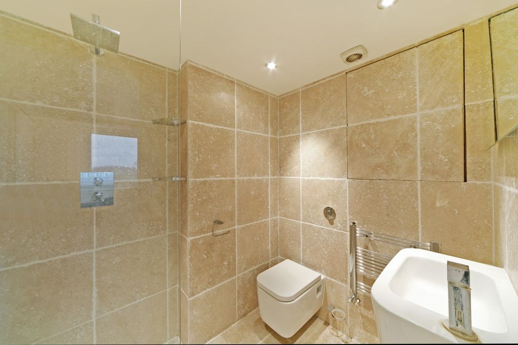 Property photo 2 of 11 Shower Room