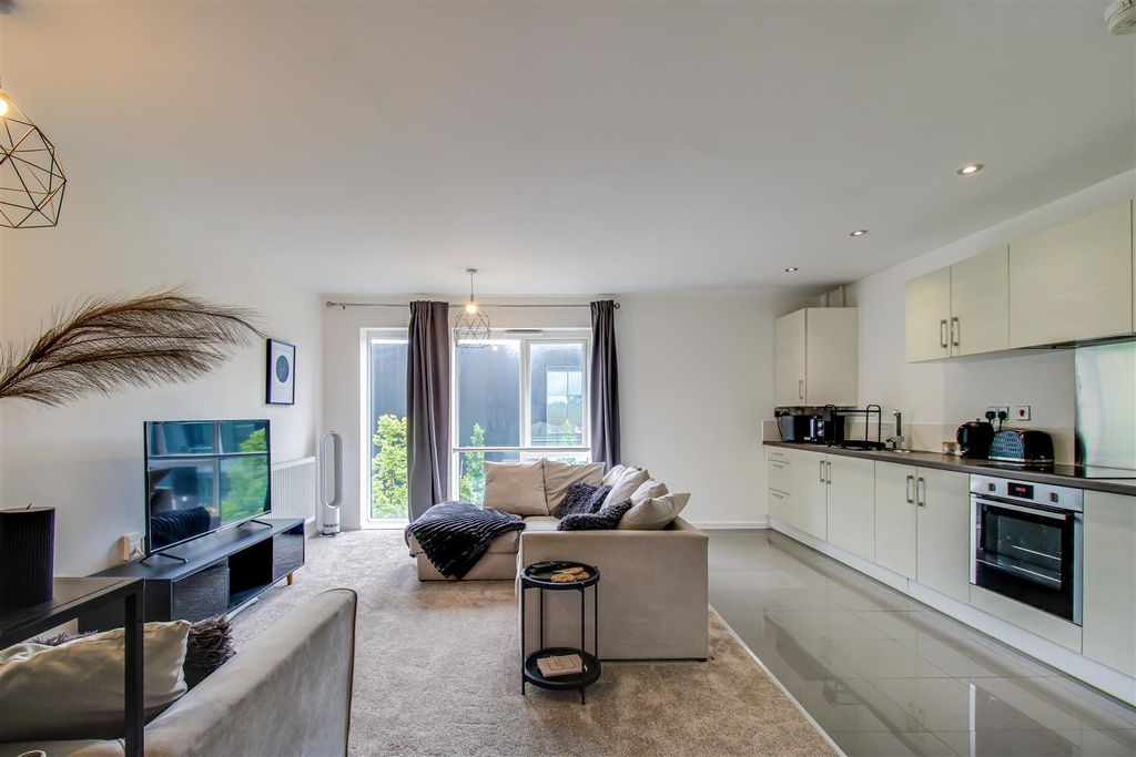 Property photo 3 of 8 Open Plan Living Kitchen