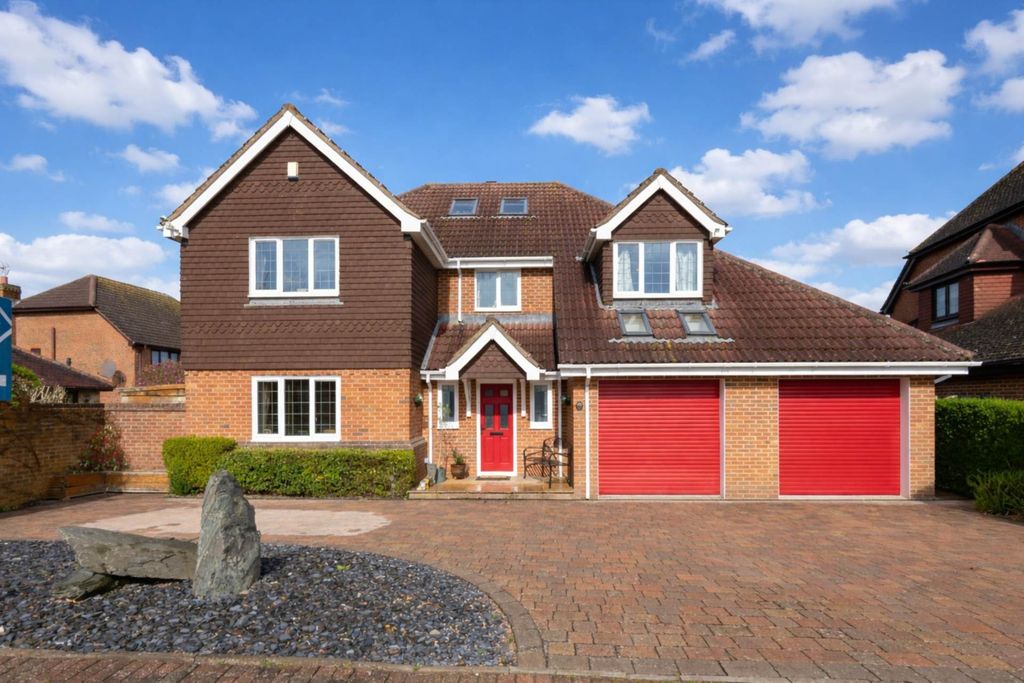 Property photo 1 of 31