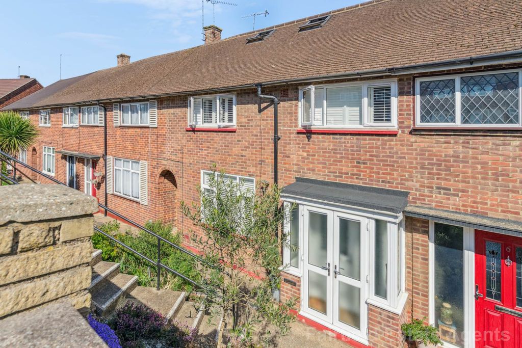 Property photo 1 of 19