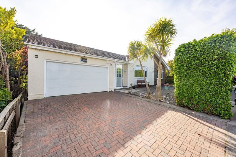 Property photo 1 of 6 Photo 4