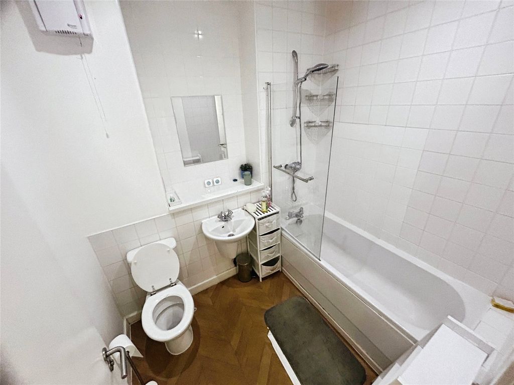 Property photo 3 of 14 Picture No. 04