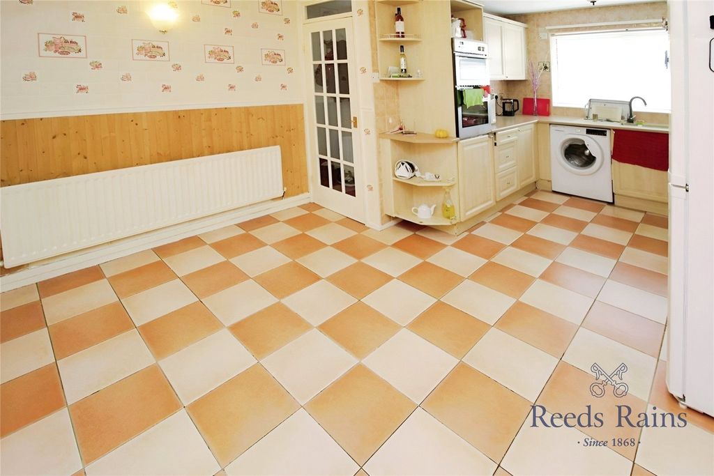 Property photo 3 of 11 Picture No. 11