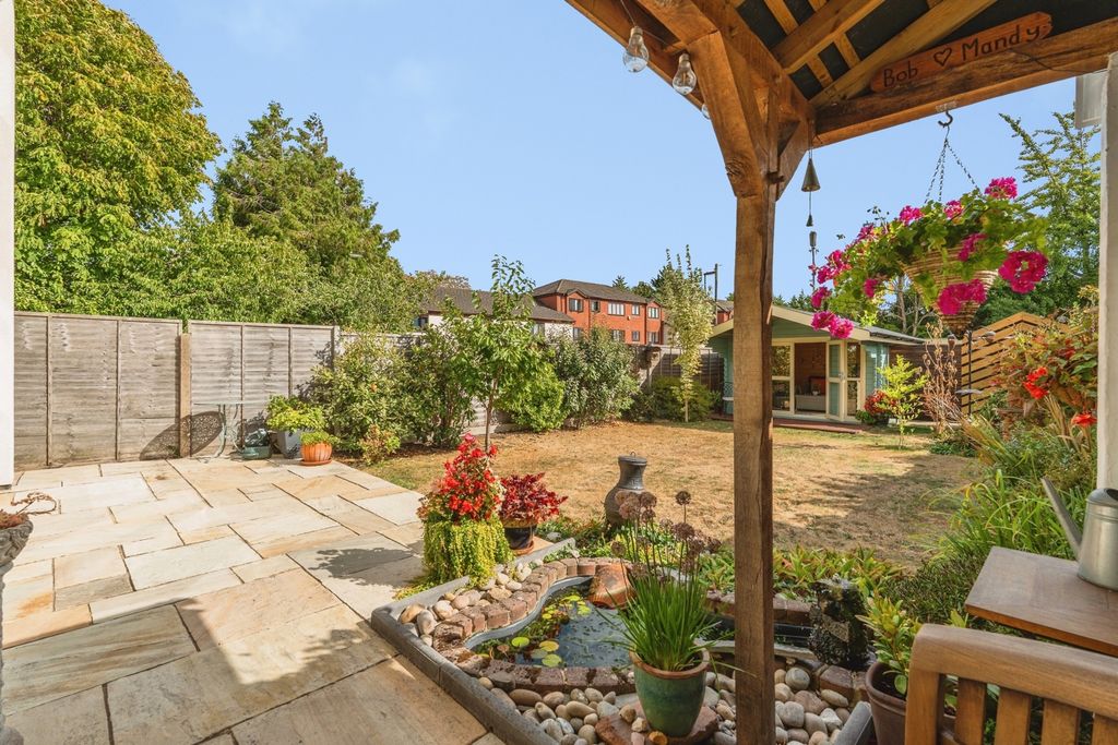 Property photo 2 of 27 Pbox-Img.Jpg
