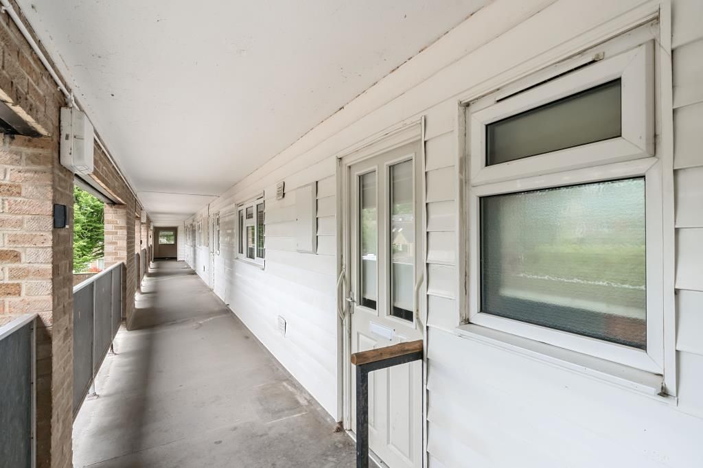 Property photo 2 of 10 External
