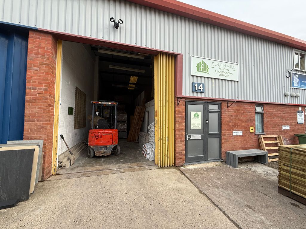 Property photo 1 of 6