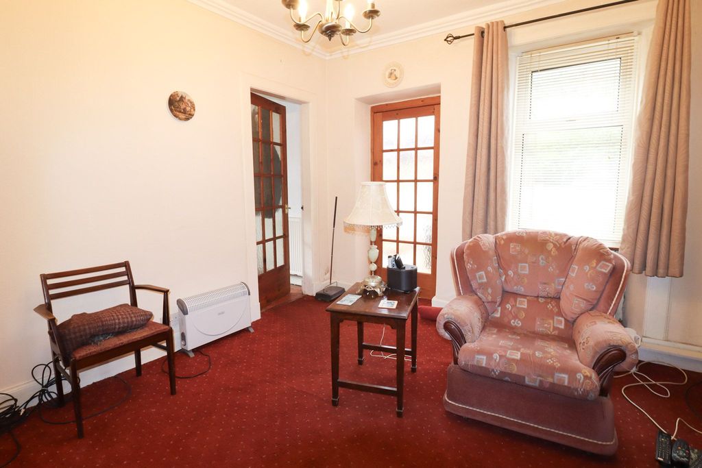 Property photo 3 of 29