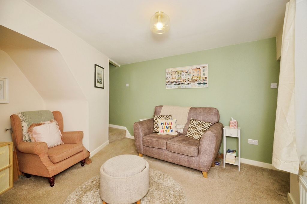 Property photo 3 of 20 Pbox-Img.Jpg