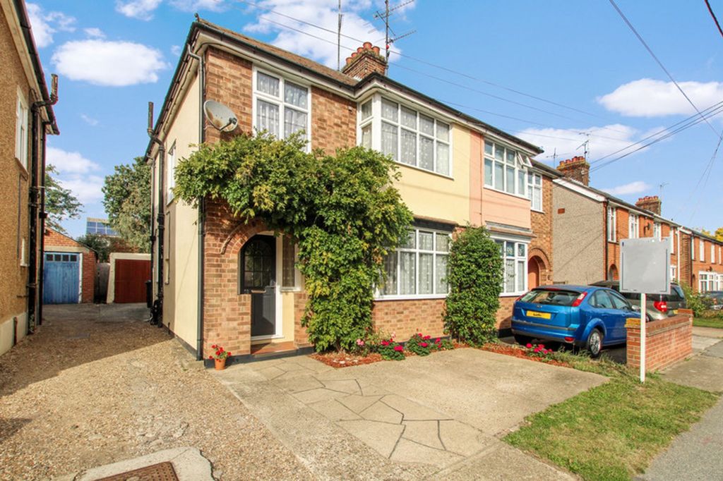 Property photo 1 of 12