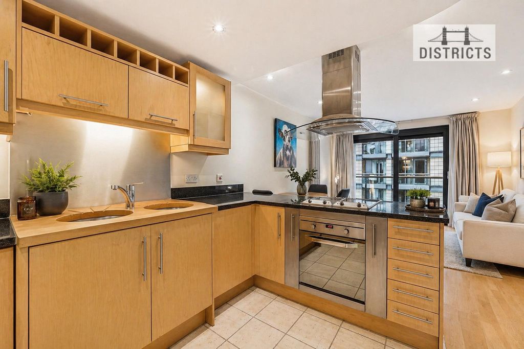 Property photo 2 of 12 Kitchen 1.Png
