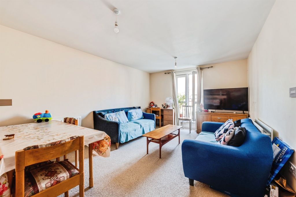Property photo 2 of 7
