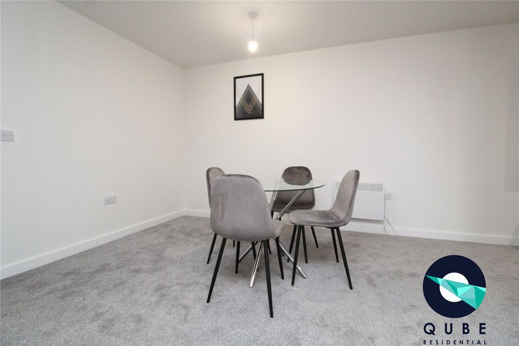Property photo 2 of 8 Picture No. 19