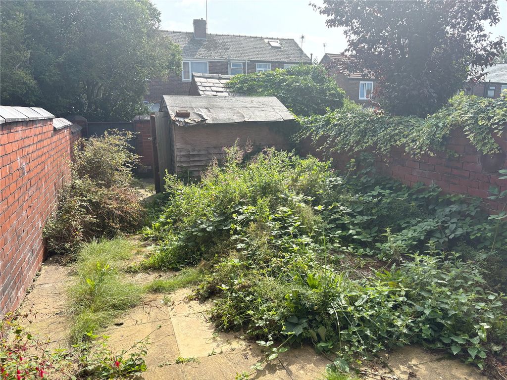 Property photo 2 of 12 Picture No. 05