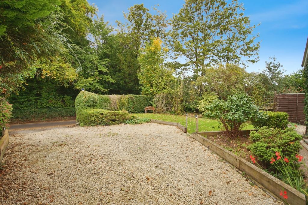 Property photo 3 of 16 Photo