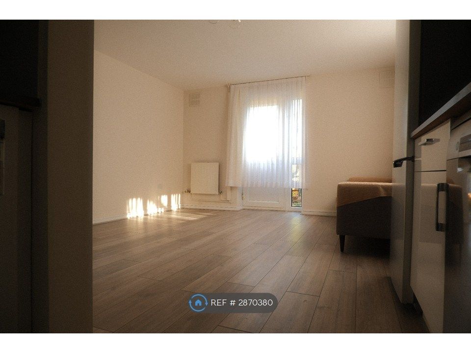 Property photo 2 of 18 Ground Floor - Living Room