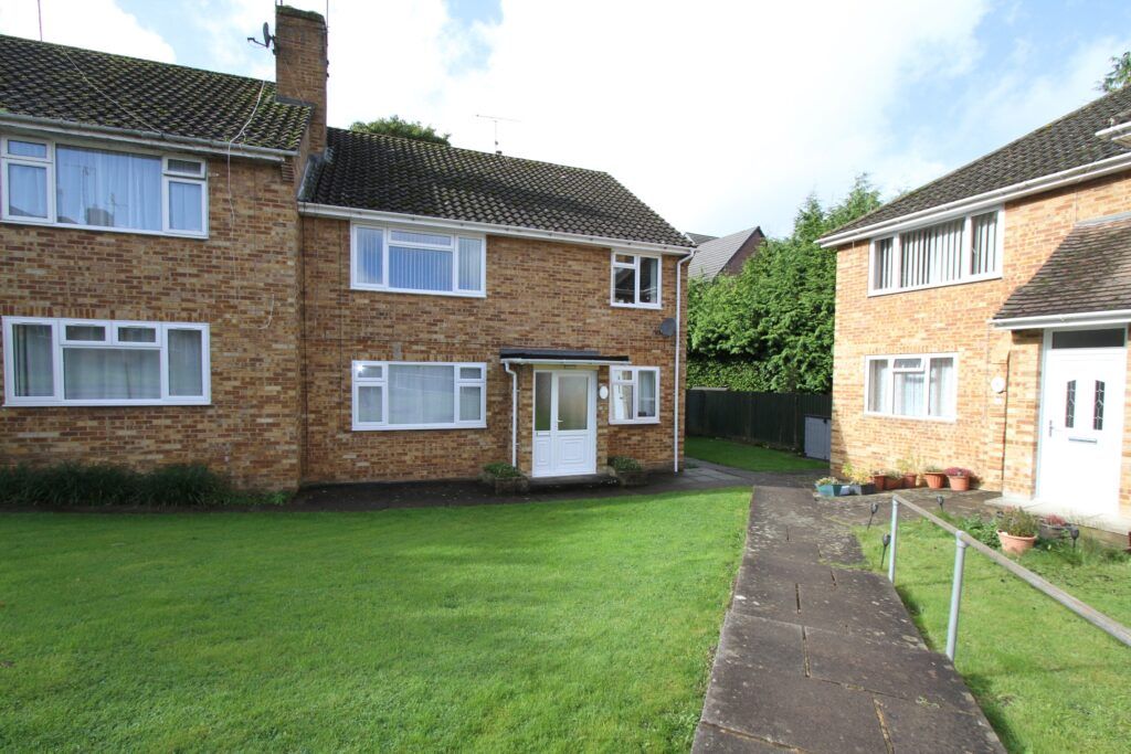 Property photo 1 of 11