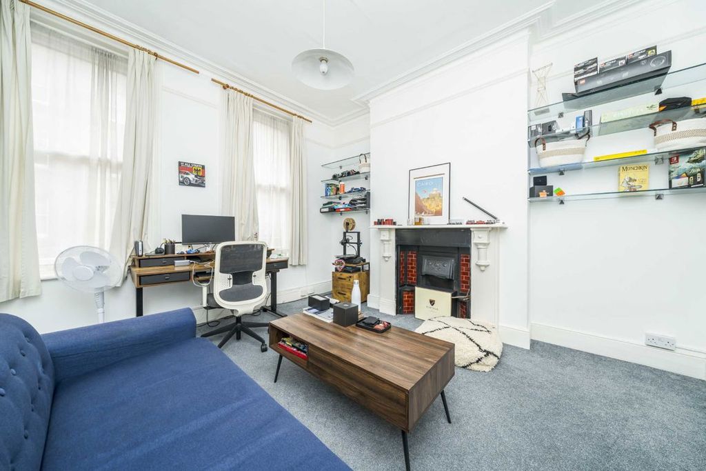 Property photo 3 of 5