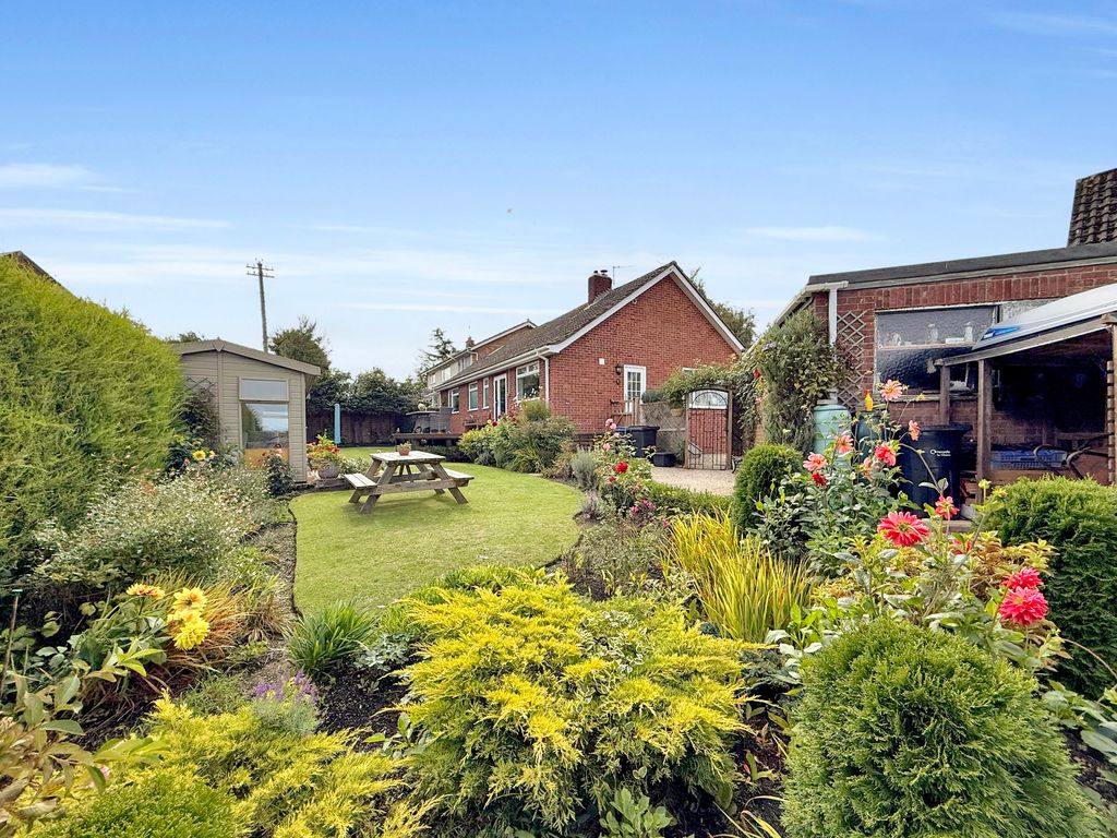 Property photo 2 of 19