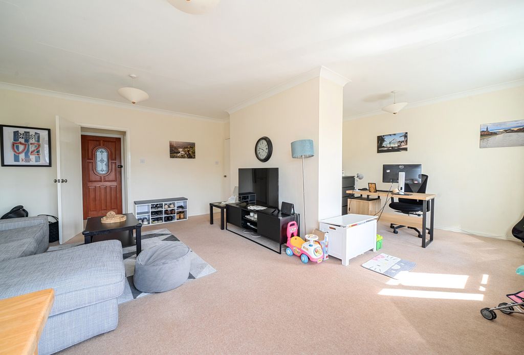 Property photo 3 of 9 1442739-18-69F22A...