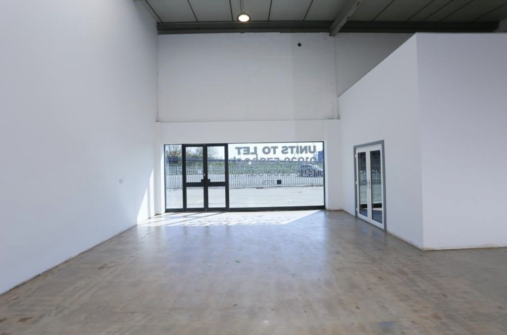 Property photo 2 of 7