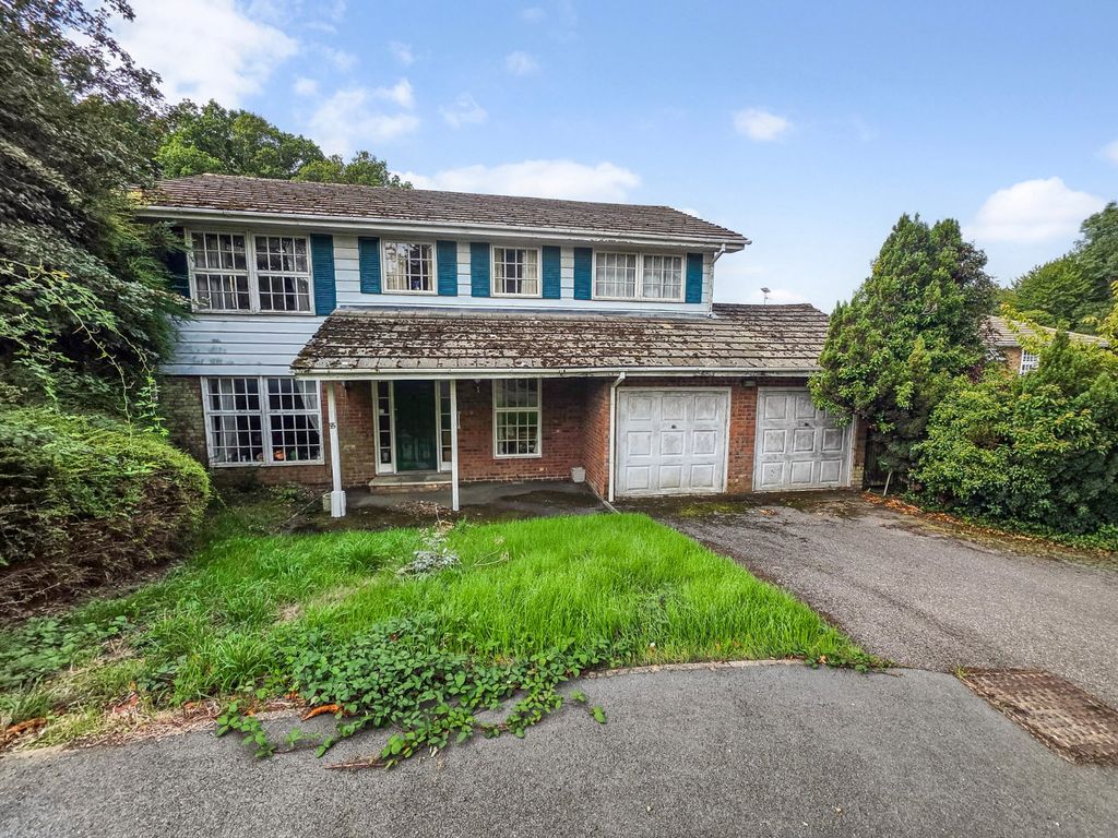 Property photo 1 of 5 Front