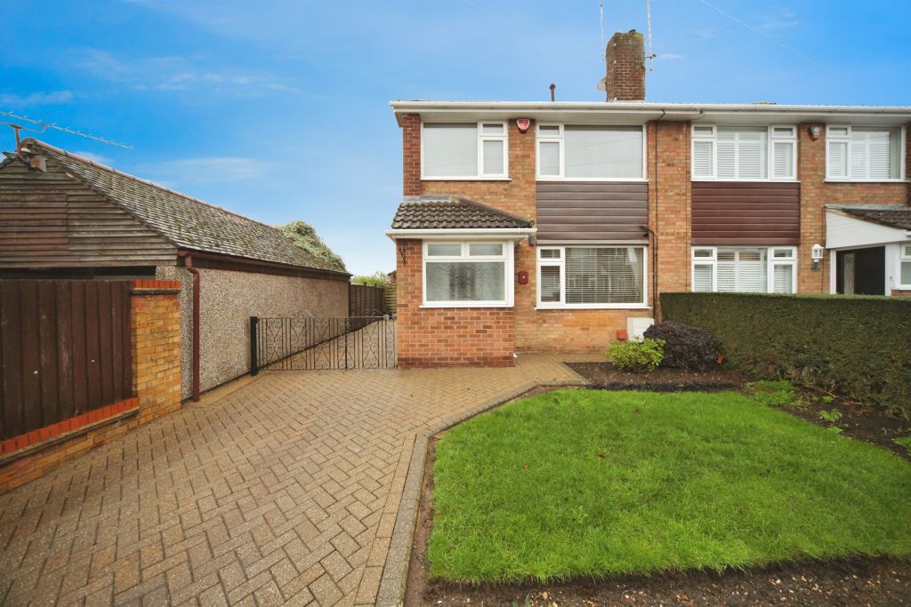 Property photo 1 of 18