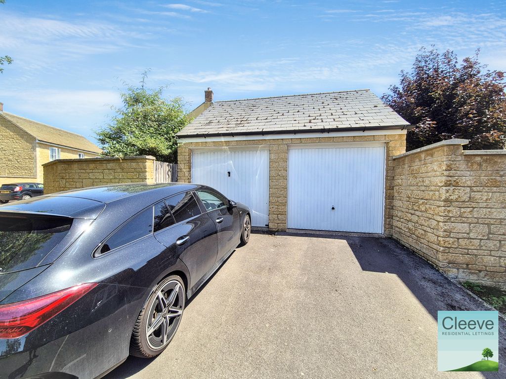 Property photo 2 of 18 1000106283