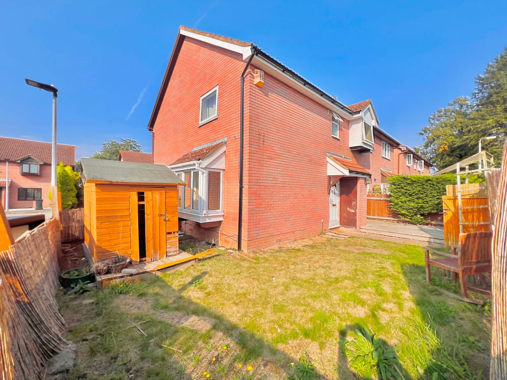 Property photo 1 of 6