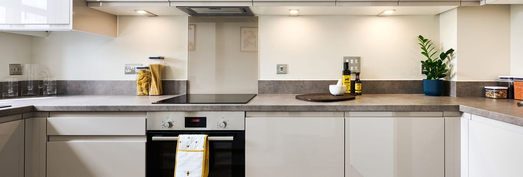 Property photo 2 of 5 An Interior Kitchen Area Image From Highcroft