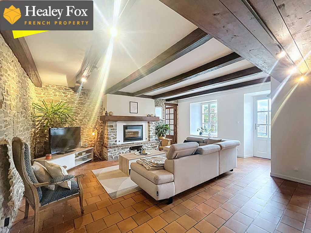 Property photo 3 of 18