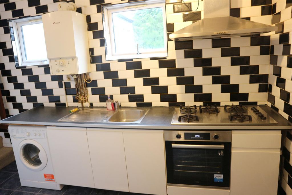 Property photo 2 of 8 Img_0253.Jpg