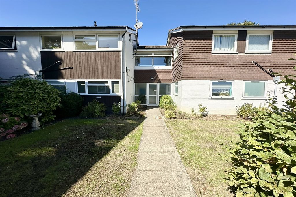 Property photo 1 of 7 (Main)