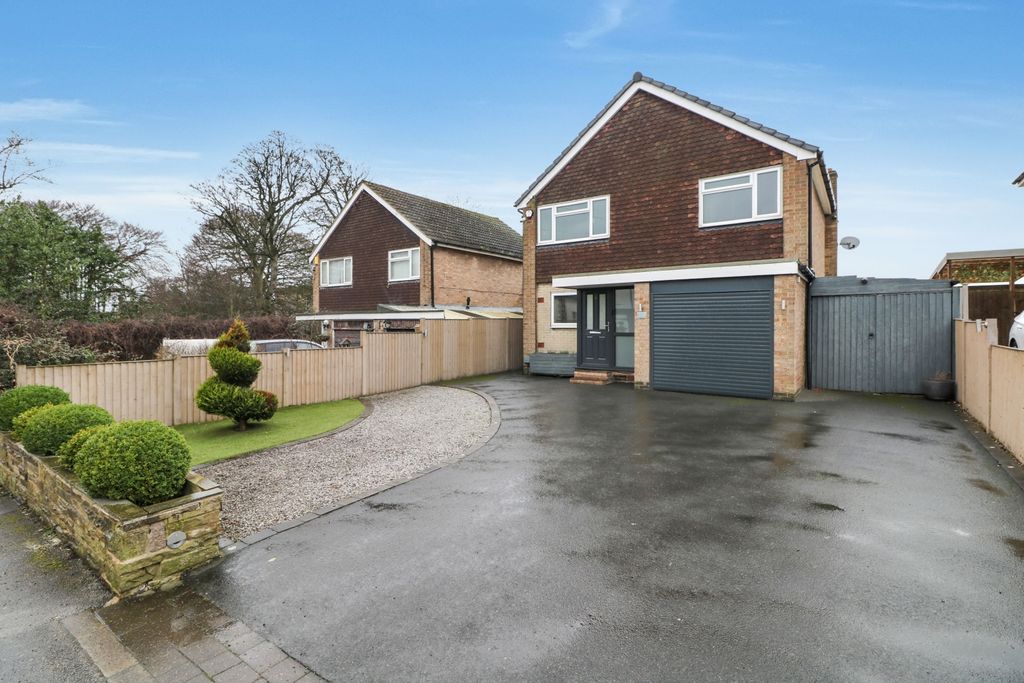 Property photo 1 of 28 Img_4126