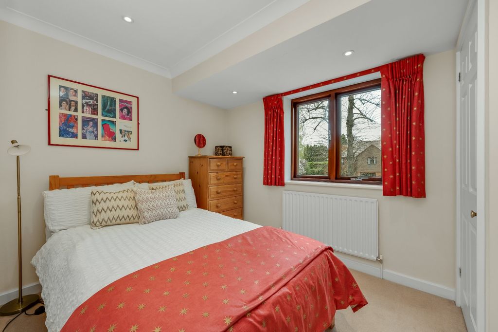 Additional image 14 of 5 bed detached house for saleMartineau Close, Esher, Surrey KT10
