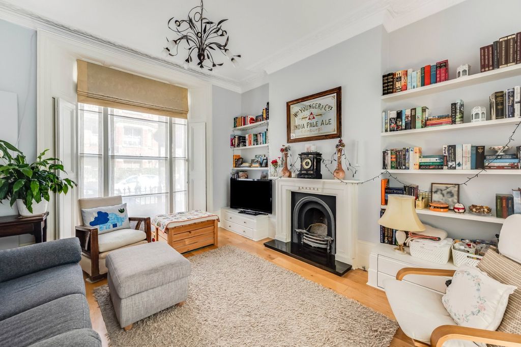 Property photo 2 of 21 Picture No. 14