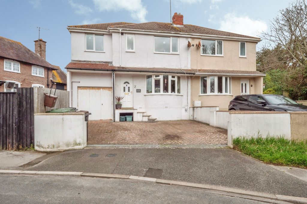 Property photo 1 of 14