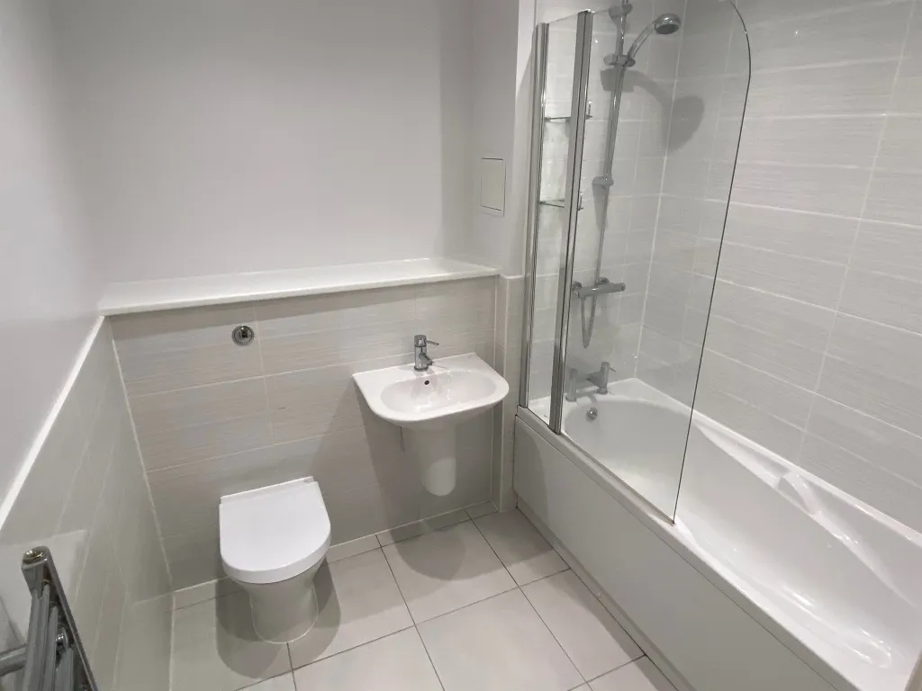 Apartment in Cardiff CF11, Grangetown - View 3