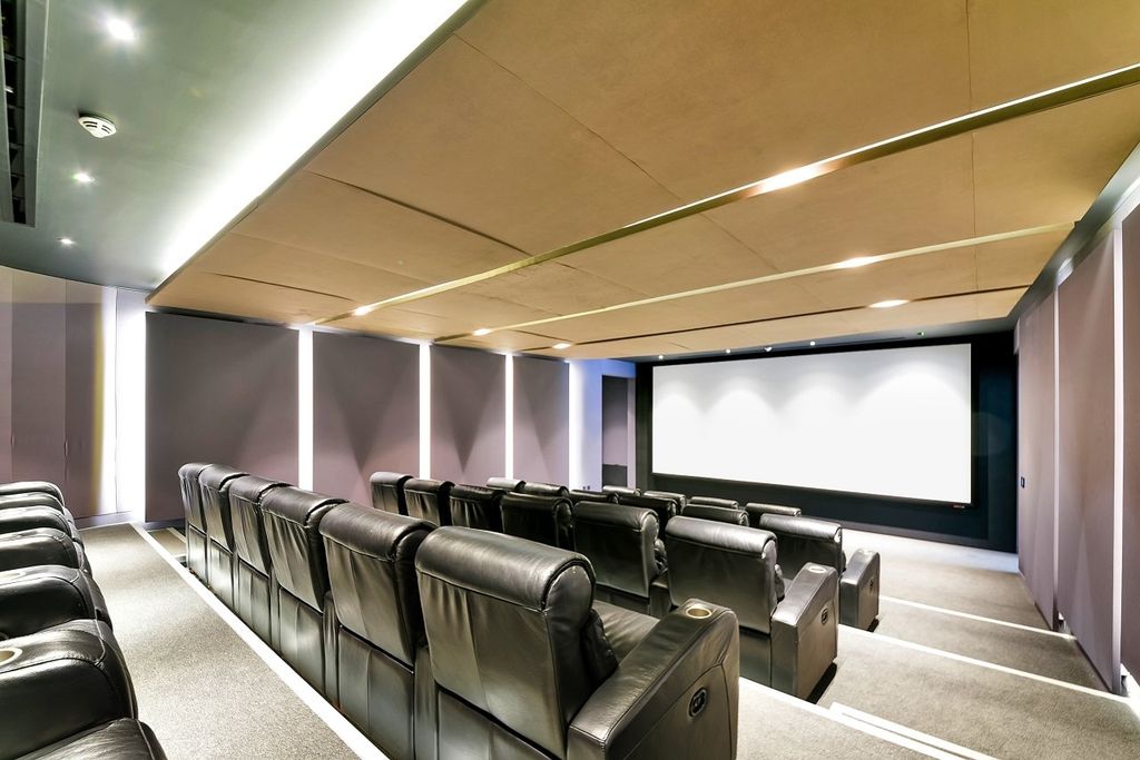 Property photo 3 of 7 Cinema Room