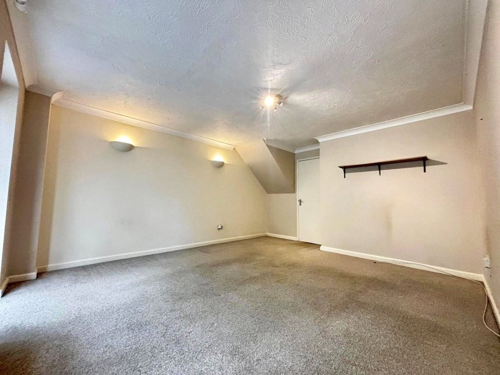 Property photo 3 of 9 Picture No. 31