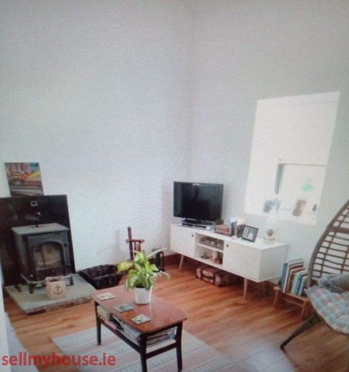 Property photo 2 of 3