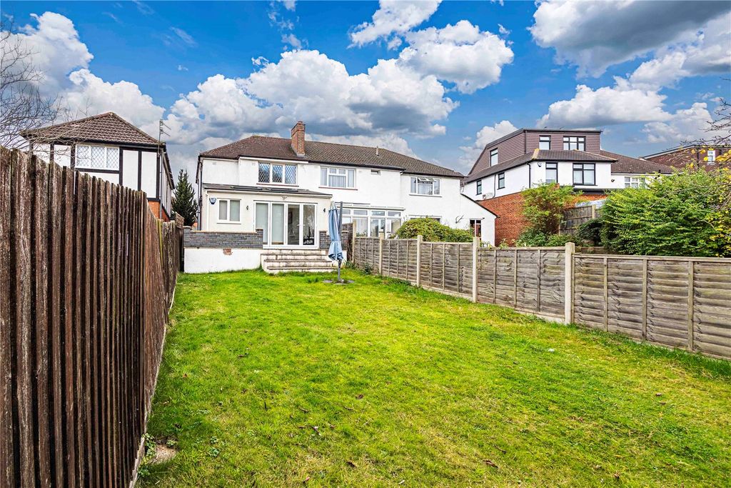 Property photo 2 of 19 Picture No. 15