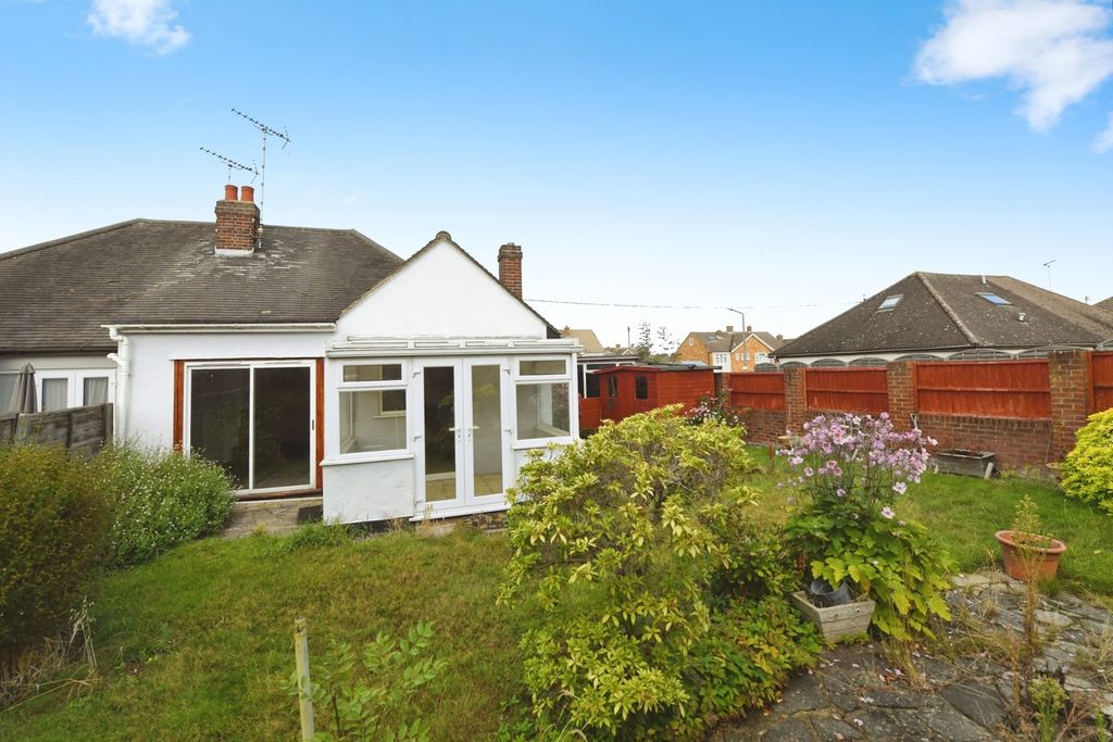 Property photo 2 of 17 Photo