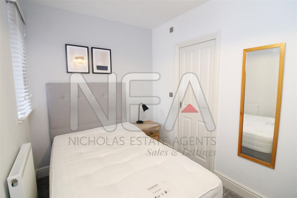 Property photo 2 of 6 Room Two & Ensuite