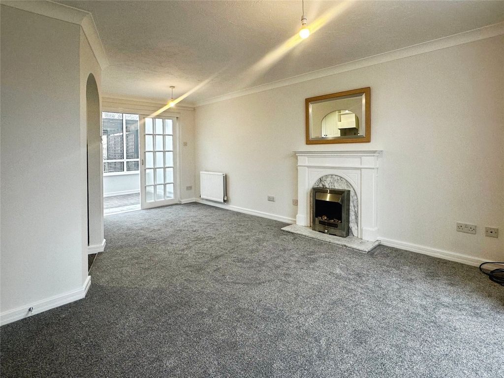 Property photo 2 of 13 Picture No. 23